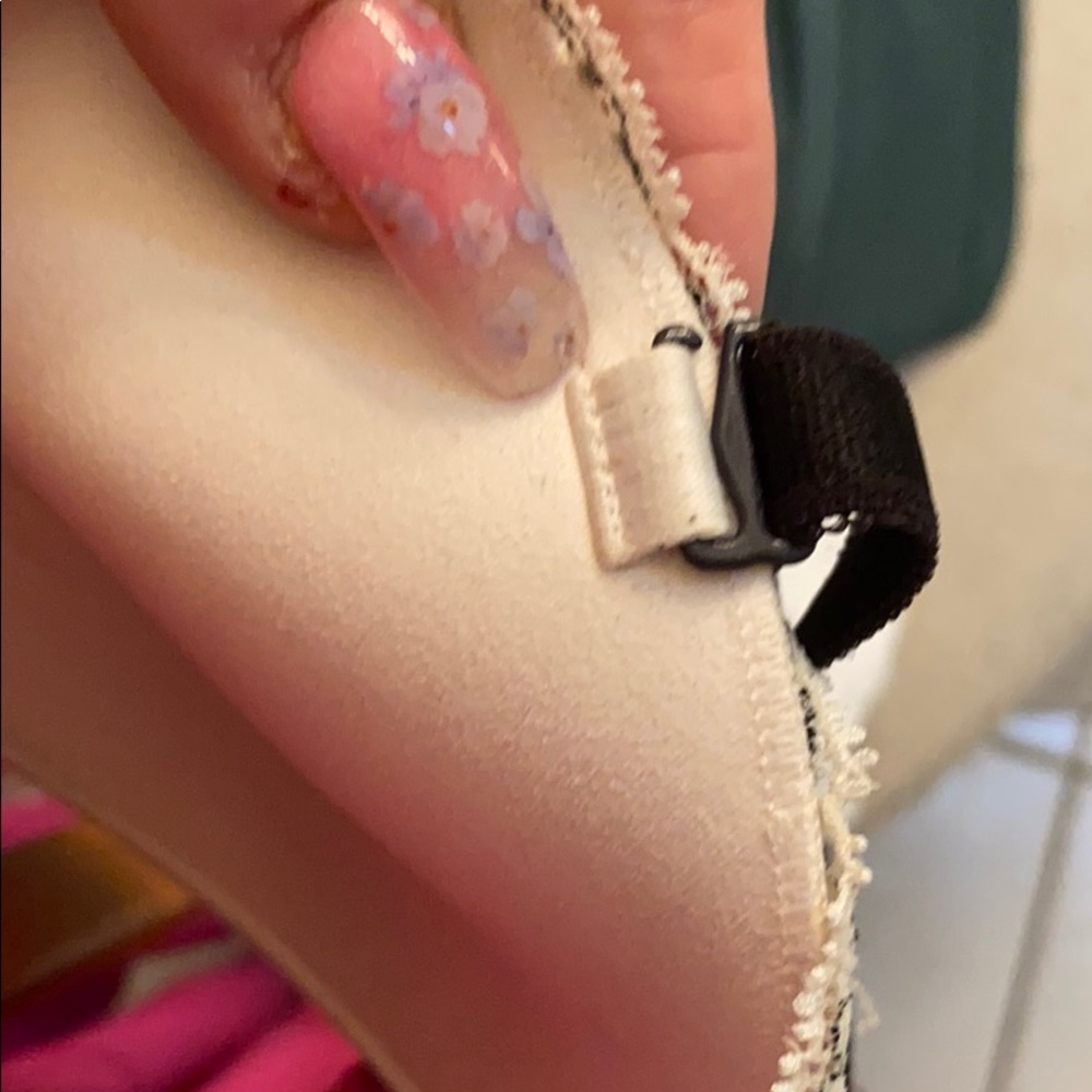 Bra - Picture 4 of 5